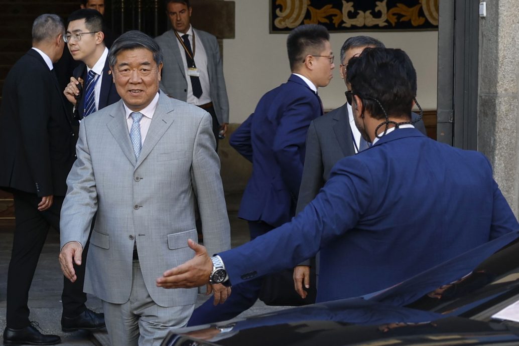 习近平特朗普周五通话 中美就TikTok在美运营达成框架协议