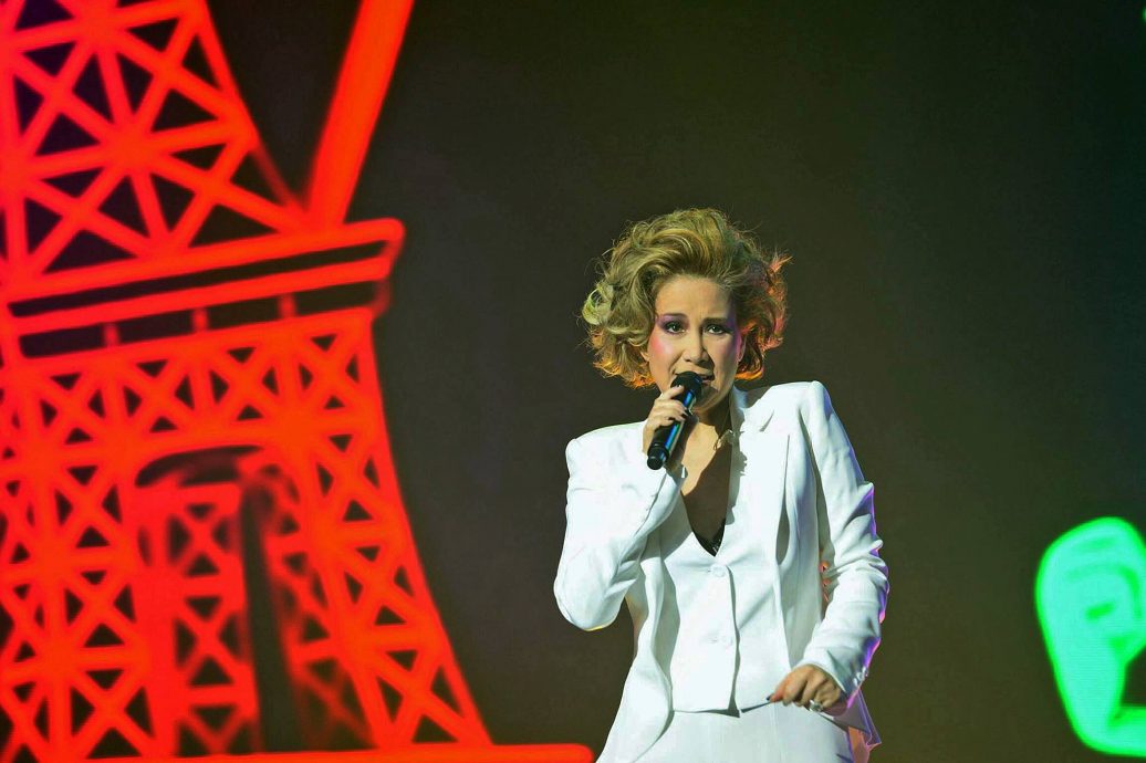 于朦胧坠楼死因难解 甄妮斥娱乐圈如《鱿鱼游戏》