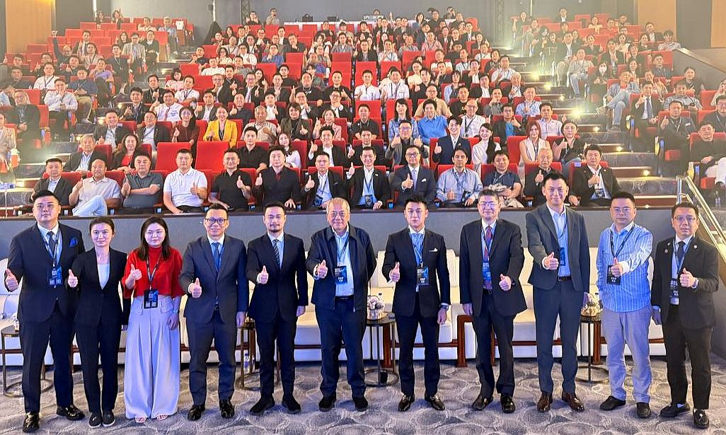 人工智能双刃剑 吴添泉吁完善法规 防范人工智能滥用