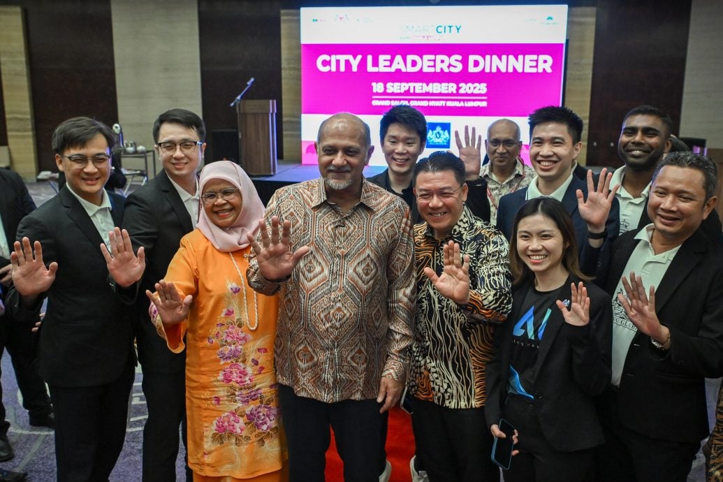 亿佩/倪可敏/精明城市