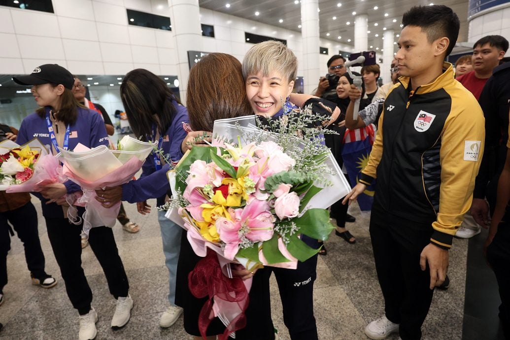 从顽童到世界冠军  父母为杜依蔚自豪