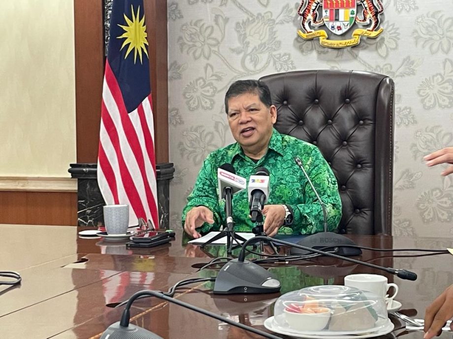 佐哈里:首相主持第46届AIPA大会开幕 25个观察员参与