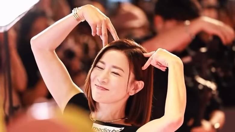 佘诗曼手握15代言 跃升广告女王