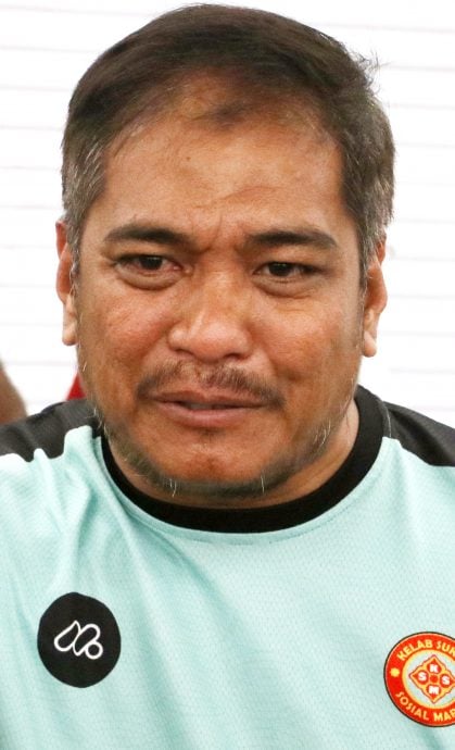 供星洲网/100援金热潮 商场涌人潮 系统依然频出状况