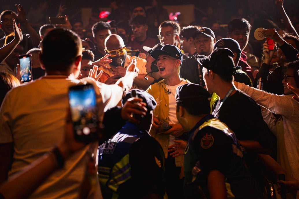 侧田阔别3年重返云顶 携未发行新歌庆出道20周年