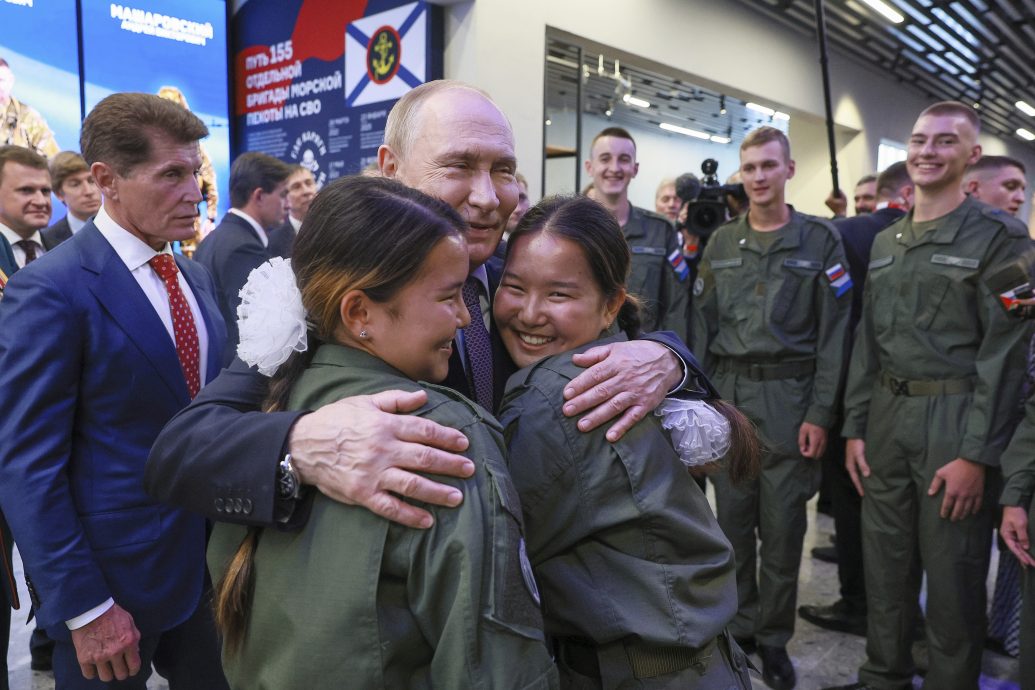 俄中就新天然气管道线路和供应量达成协议  