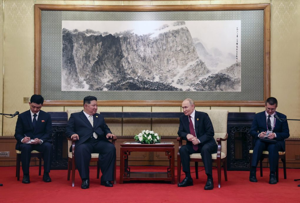 俄朝领导人会晤逾两小时 普汀邀请金正恩访俄