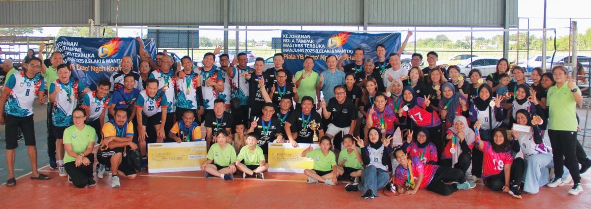 倪可汉杯排球赛 9支男女队参赛