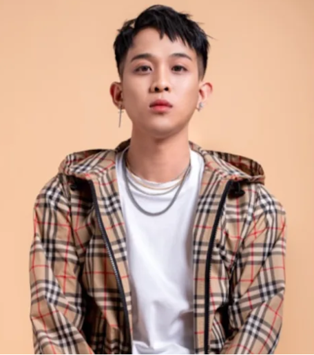 假卖张学友门票沦通缉犯 “星光帮”田品翔酒吧落网