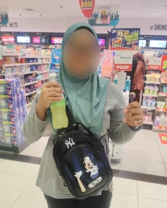 免费拍照送糖果请喝饮料 唐氏女孩国庆日出门被爱包围!