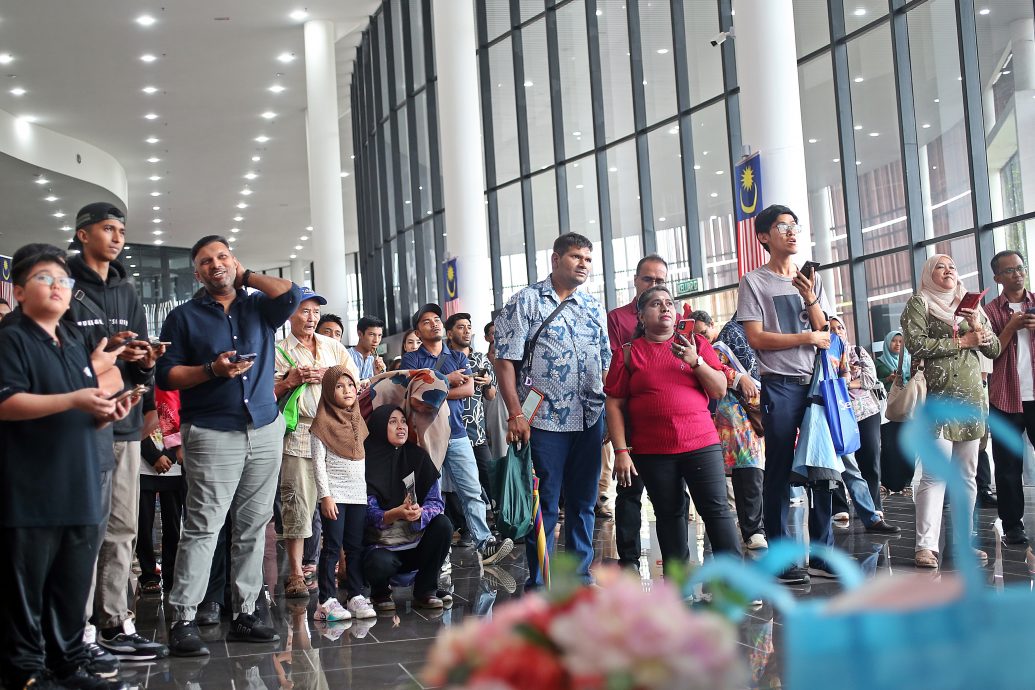 (全国版)万人齐聚北海会展中心　马来西亚日庆典呈献多元文化盛宴