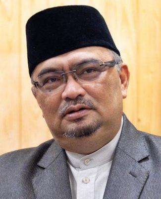 全国：吉兰丹副州务大臣拿督莫哈末法德里表示，丹州总警长拿督莫哈末尤索提出“在双方自愿发生性行为的案件中，对男女双方都施加刑罚”的建议，值得深入研究。