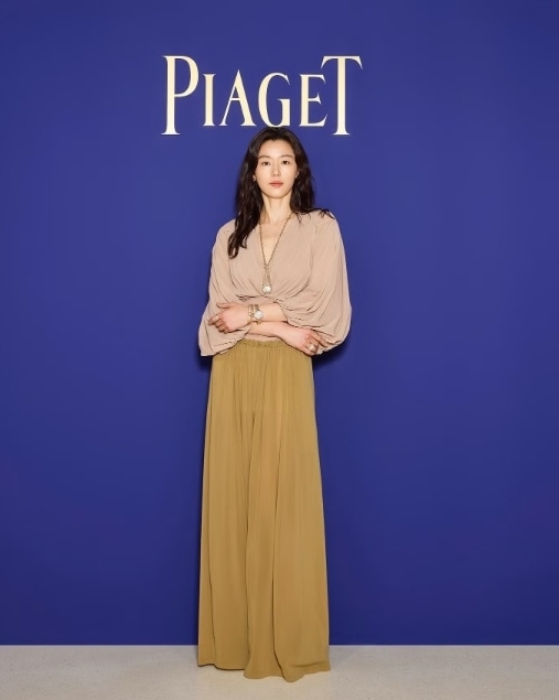 全智贤《暴风圈》被指辱华 代言品牌急撤广告