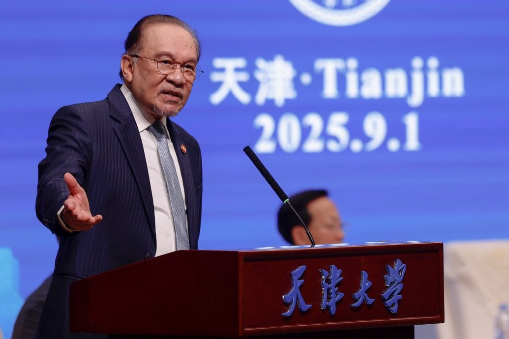 全球经济重新排序<br />
安华：确保下一章由亚洲书写<br />
