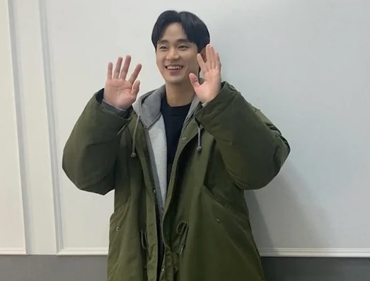 公司营收破200亿韩圜 金秀贤仅获支付3亿爆争议 