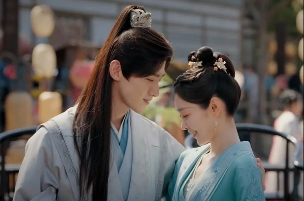 再传3年情断！　宋轶被抓包悄悄取关白敬亭