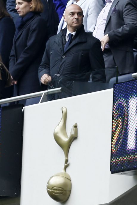 列维任职主席25年卸任  热刺进入新时代