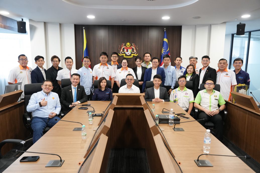 刘俊贤率八大华青领袖拜会人力资源部长，盼携手推动青年就业、技能培训与国际交流合作