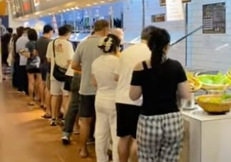 半价杂饭“后遗症”！店家怒祭狠规