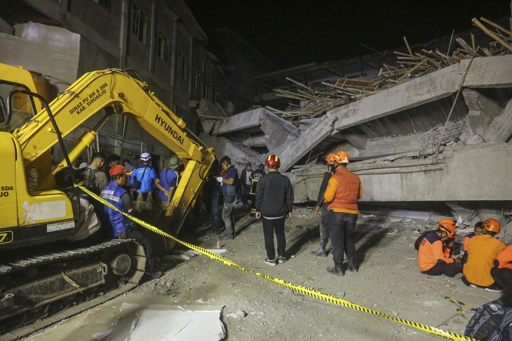 印尼寄宿学校违规加建两楼后倒塌 死者增至3人