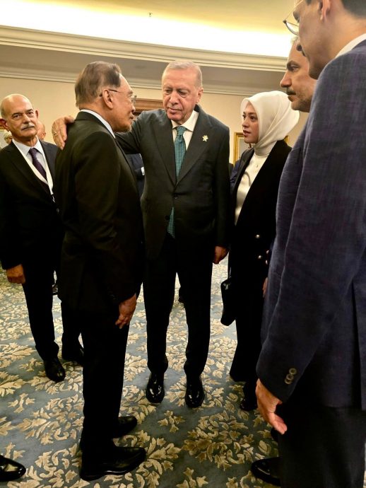 即时国内∕吁国际社会果断制止以色列侵略 安华重申挺巴立场