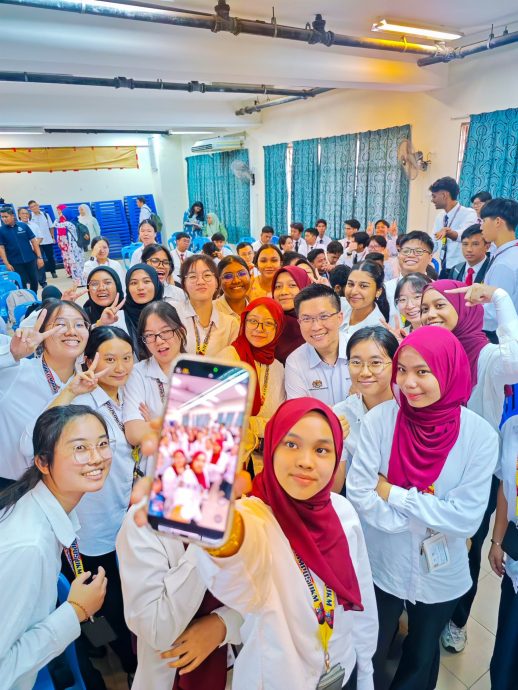 即时国内（全国版）STPM 69位理科生考获4.0  黄家和：力促获UPU首3个科系录取