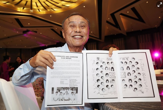 **即时国际**英语为主大环境下  黄循财:狮城华文教师仍坚守母语文化传承