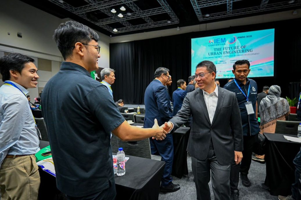 发展商“先建后售”可获奖掖 倪可敏：保障购屋者权益