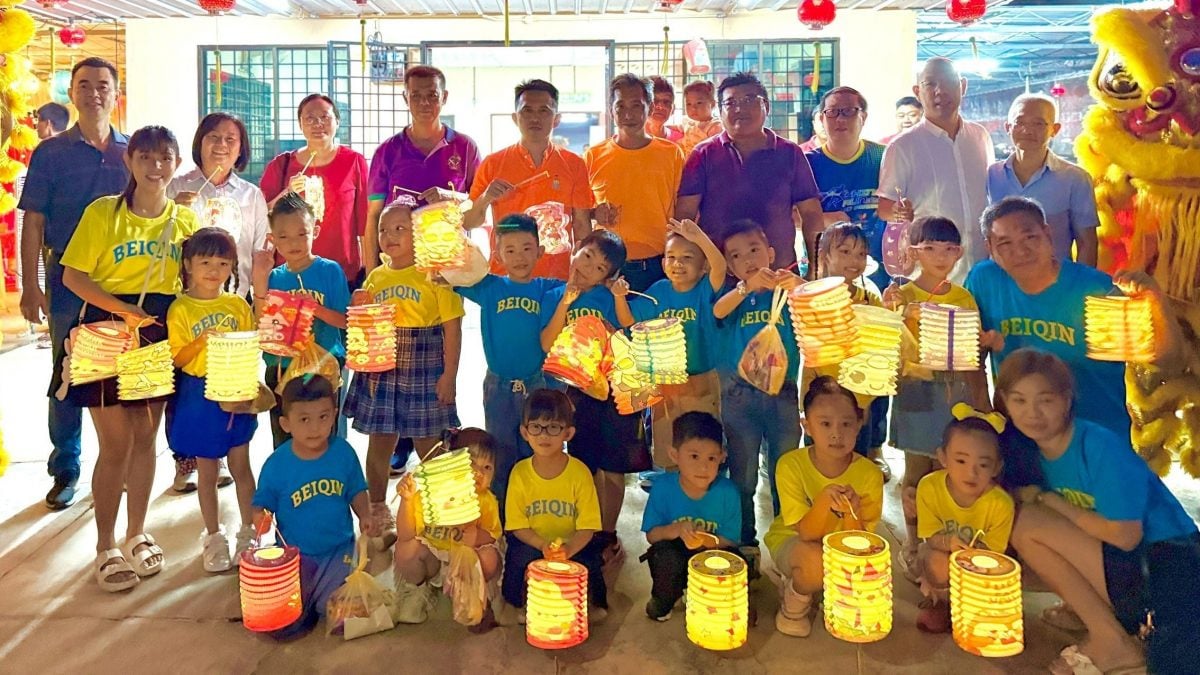 吴俊益:加深交流了解 同庆中秋 促进族群和谐