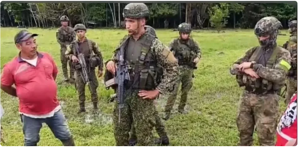 哥伦比亚全国一级戒备! 多地爆发武装冲突 士兵遭大规模绑架后获释