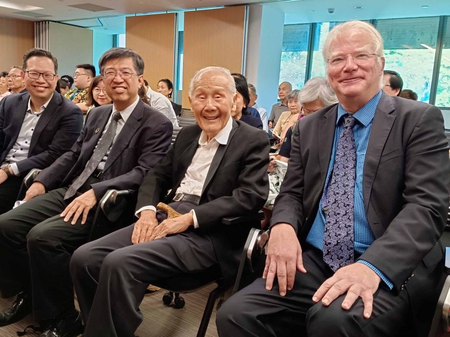 唐奖得主王赓武专题影片马新巡回首映