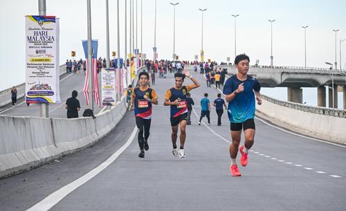 图集∕ 马来西亚日庆典 举国同欢