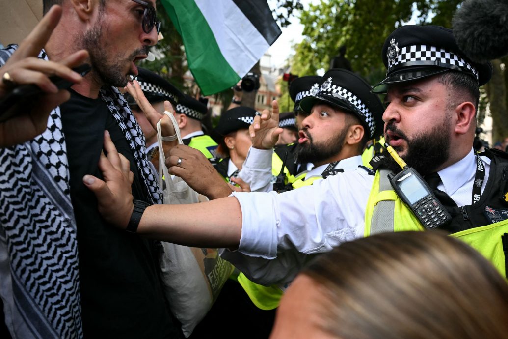 声援被取缔“巴勒斯坦行动” 伦敦逾400人被捕