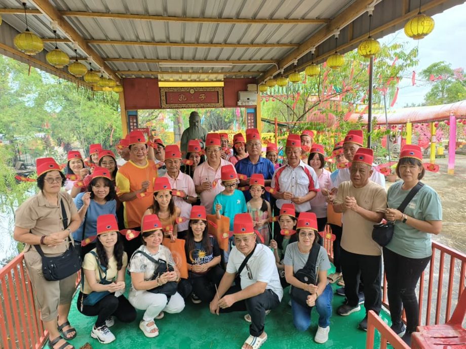 (大北马）三圣慈善福利中心办祭拜孔子，培养孩童信念与努力