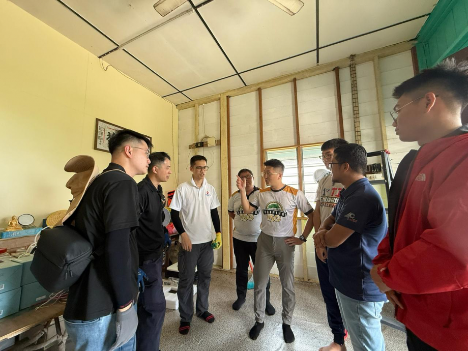 大直弄益华小学 获赞助装太阳能电池板