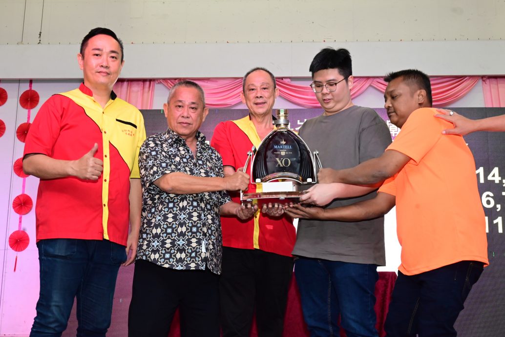 大都会-士拉央峇鲁忠义庙中元节晚宴/3图