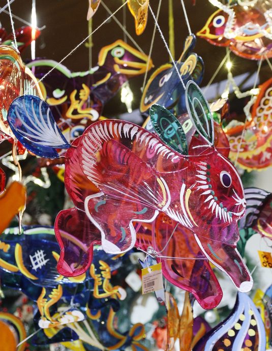 大都会/封面/走访中秋节灯笼市场