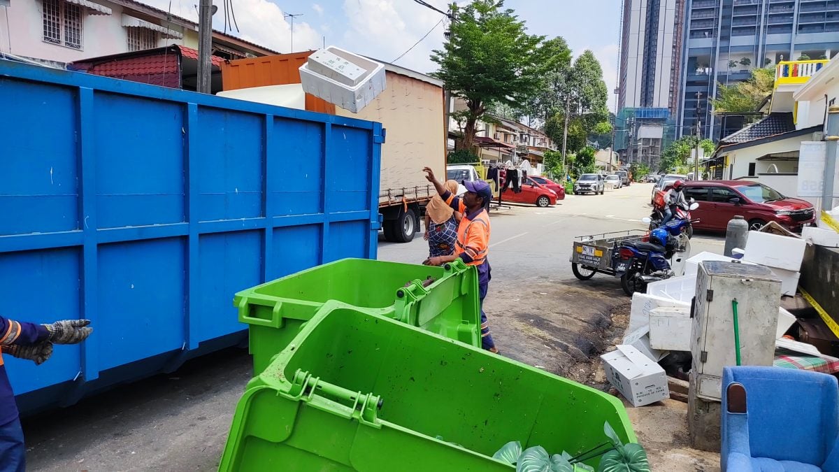大都会封面／郭素沁巡大城堡巴刹公会装CCTV揪“垃圾虫”／14图