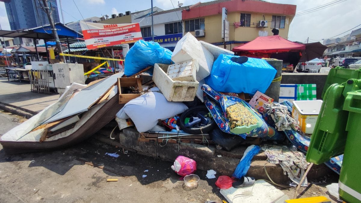 大都会封面／郭素沁巡大城堡巴刹公会装CCTV揪“垃圾虫”／14图