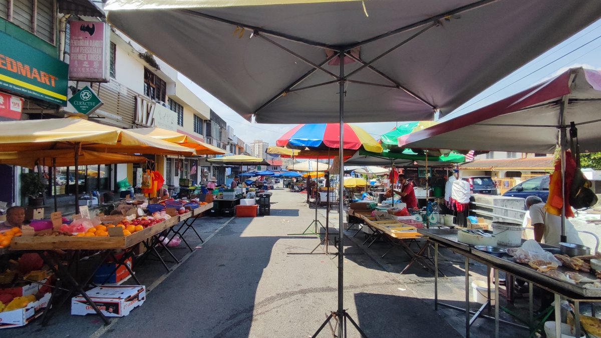 大都会封面／郭素沁巡大城堡巴刹公会装CCTV揪“垃圾虫”／14图