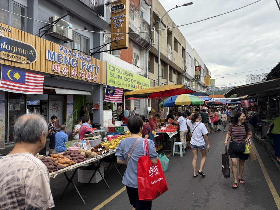 大都会封面/EKVE开通后安邦太子园巴刹客流量/9图