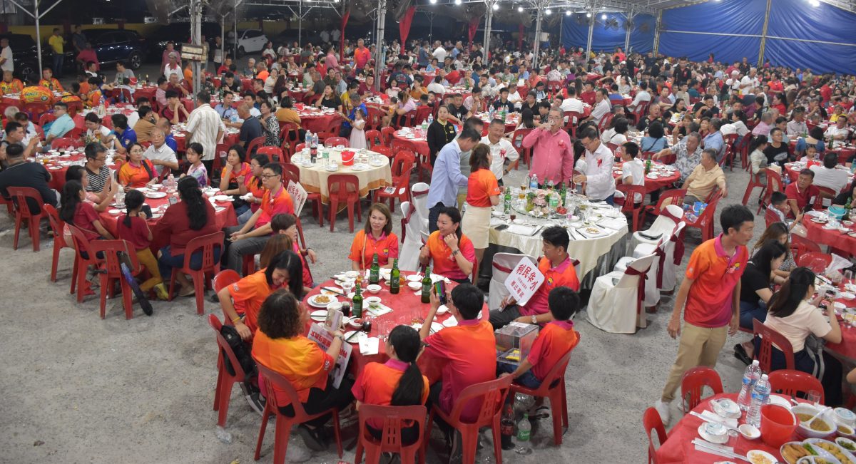 大都会/福灵宫80岁生日为利民筹逾44万令吉／4图