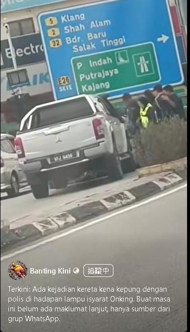 大都会/警大阵仗在万津大街围车抓人