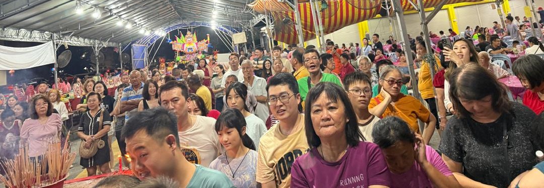 大都会：万津中元公会庆赞中元盂兰胜会平安晚宴筵开100席