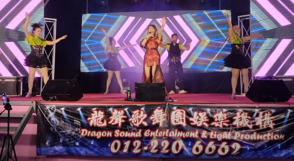 大都会：万津中元公会庆赞中元盂兰胜会平安晚宴筵开100席