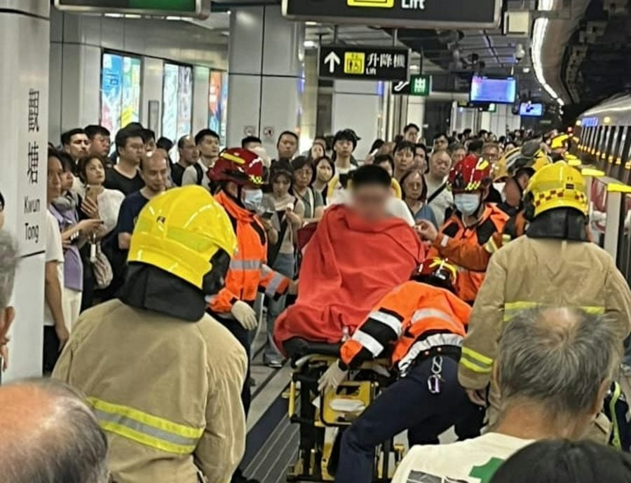 女乘客疑失足脚卡港铁罅隙 小腿严重扭曲消防救出送院