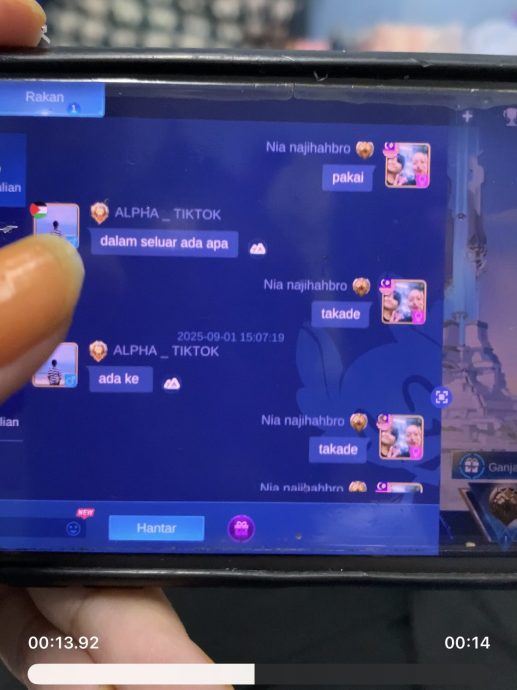 女儿玩游戏收性暗示讯息 母公开截图促玩家自重！