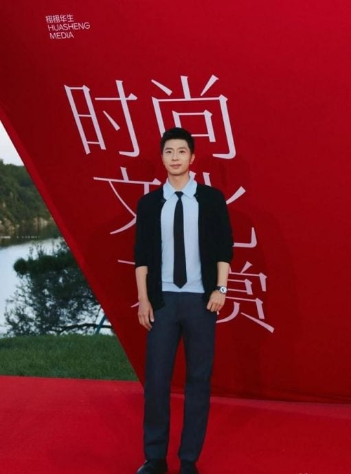 女友刘雯与前任倪妮同桌 井柏然获马龙机智救场