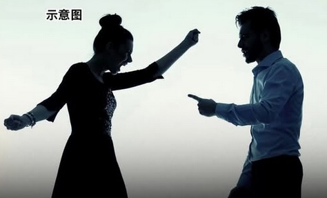 妻子控诉丈夫冷战引爆情绪 网：有问题要沟通不是发疯
