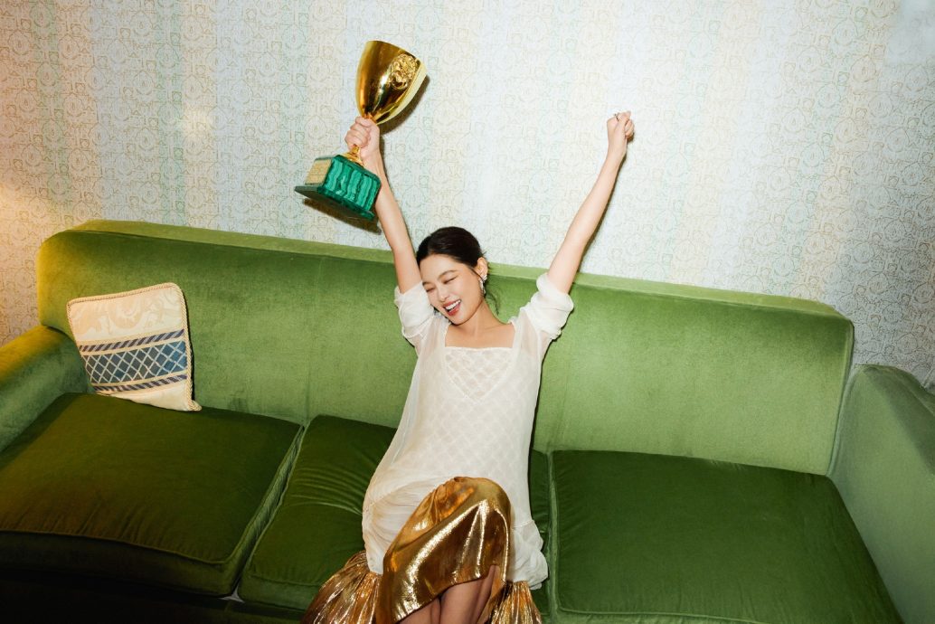 威尼斯封后身价三级跳 辛芷蕾跃升85花之首